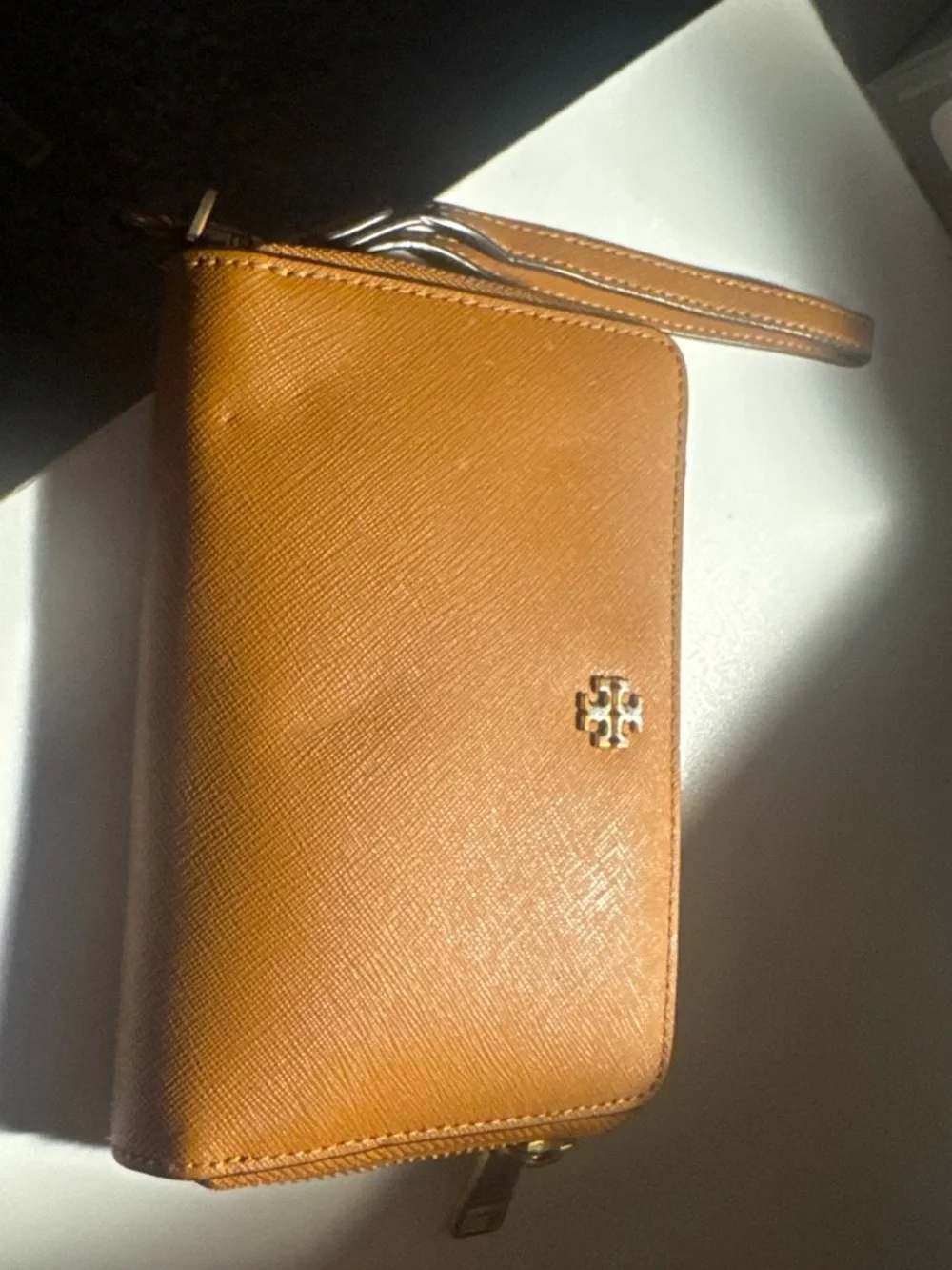 Tory Burch Saffiano Leather Zip Wristlet in Cognac Brown